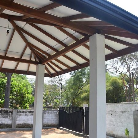 Silverline Guest House Anuradhapura Zewnętrze zdjęcie