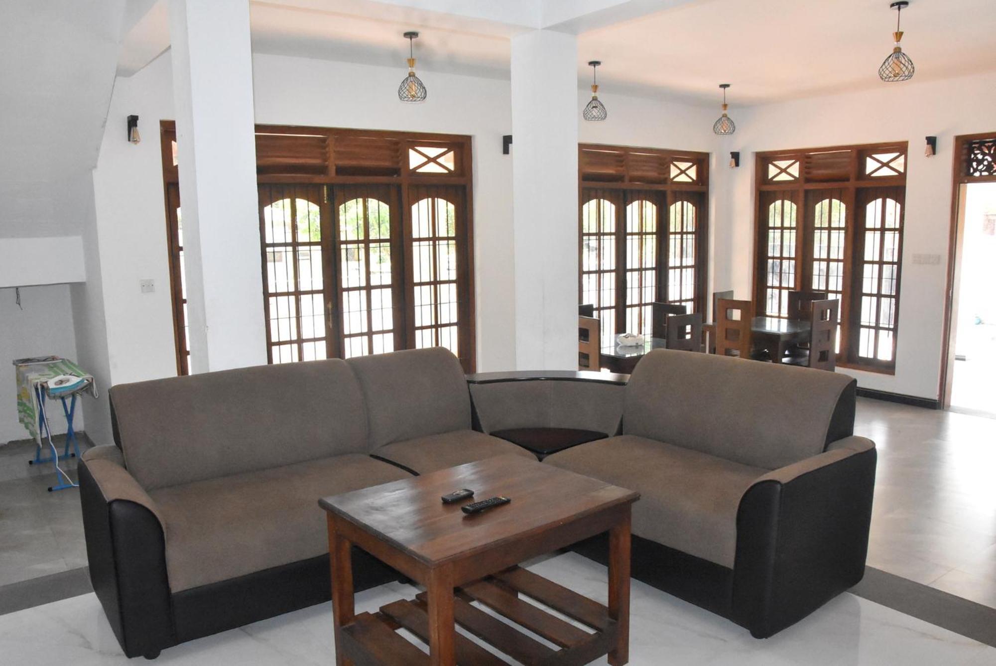 Silverline Guest House Anuradhapura Zewnętrze zdjęcie