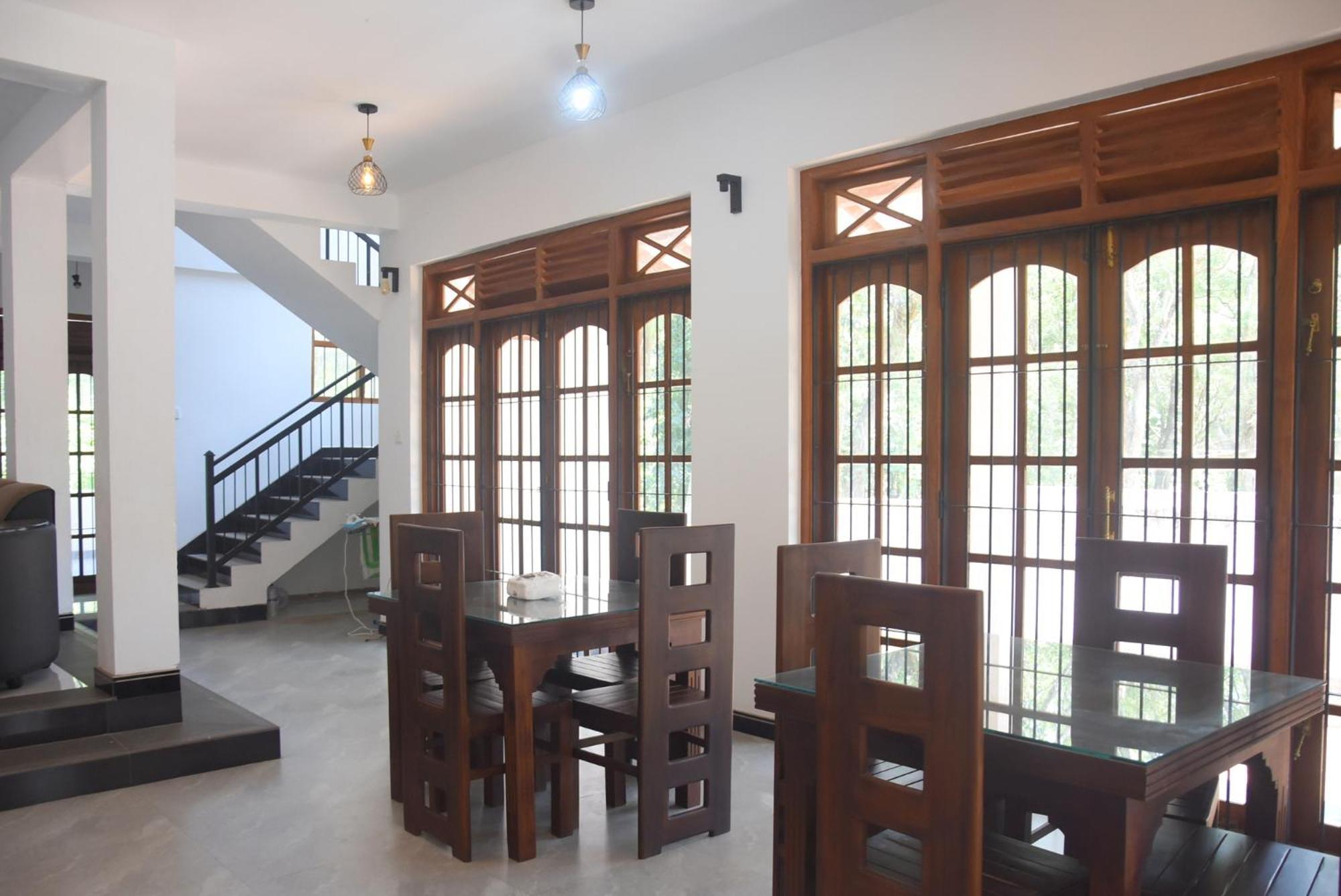 Silverline Guest House Anuradhapura Zewnętrze zdjęcie