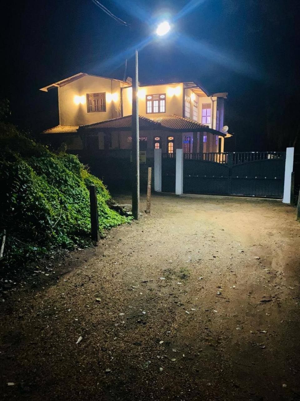 Silverline Guest House Anuradhapura Zewnętrze zdjęcie